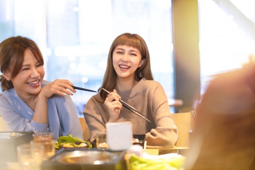 聊天聚會(huì) 聊天聚會(huì)